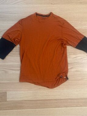 Patagonia Men's Rust Orange 3/4 sleeve wool blend tshirt